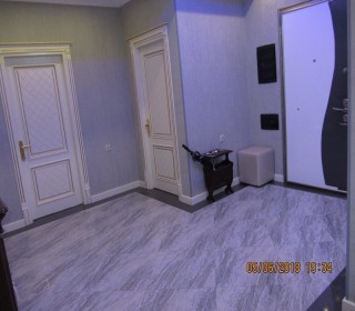 4 otaqli kohne bina evi satisi Nerimanovda, -5