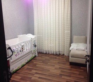 Satılır Həyət evi, Nizami.r, Xalqlar Dostluğu m..m-9