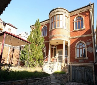 Hezi aslanov qesebesi Asiman sadliq evi terefde evlerin satisi, -1