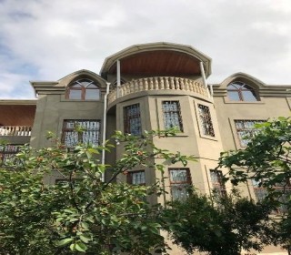 novxanı satdıq bag evi, -1