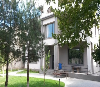 İtaliyadan gətirilən Venesiya mərmərindən kamini olan villa, -1