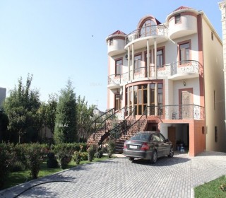 6-cı mikrorayonda Nesimi m/s yaxinliginda villa ev almaq, -1