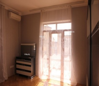 Ev villa almaq Bakı Badamdar qesebesinde 517, -18