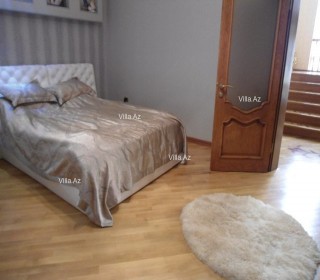 Nesimi metrosu yaxinliginda Varovski qesebesi Milionerler mehellesinde 4 mertebe villa, -4