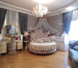 Nesimi metrosu yaxinliginda Varovski qesebesi Milionerler mehellesinde 4 mertebe villa, -7