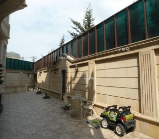 Nesimi metrosu yaxinliginda Varovski qesebesi Milionerler mehellesinde 4 mertebe villa, -15