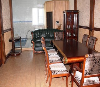 asamalda evlərin satışı İNşaatçılar metrosu tərəfdə 3 mərtəbəli villa, -2