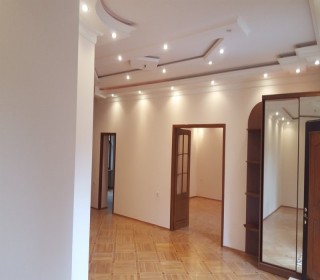 Teymur Əliyev prospektinin girişində ev villa almaq, -9