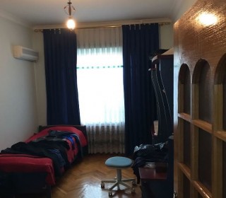 Elimler Akademiyasi metrosu Huseyn Cavid Praspektinde ev villa, -3