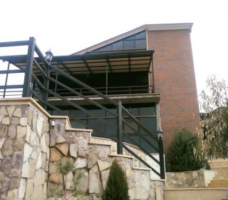 Bilgehde sonuncu dalanda 25 sot topraqda modern 2 hovuzlu villa, -2