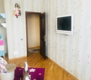 Satılır Yeni Tikili, Binəqədi.r, 9-cu mikrorayon-10