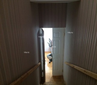 Kürdəxanıda bag evi satılır. Bakı Dairəvi yoluna 300 m məsafə, -3