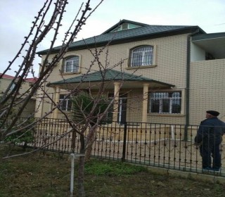 Sumqayitda satilan evler 16-cı Mikrorayonda, -1