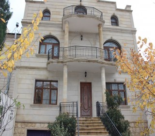 vorovski daxili qosun terefde ev / villa almaq, -1