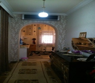 Satılır Həyət evi, Xətai.r, Xalqlar Dostluğu m..m-4