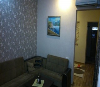 Satılır Həyət evi, Xətai.r, Xalqlar Dostluğu m..m-13