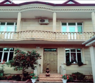 Razində Arzu şadlıq evi terfde heyet evi almaq, -1