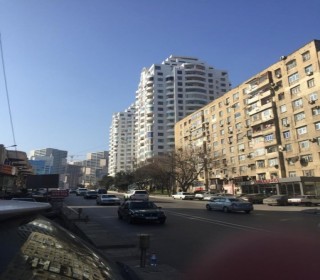 Satılır Köhnə Tikili, Nərimanov.r-3
