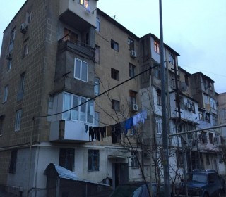 Satılır Köhnə Tikili, Yasamal.r, Yasamal, İnşaatçılar.m-1