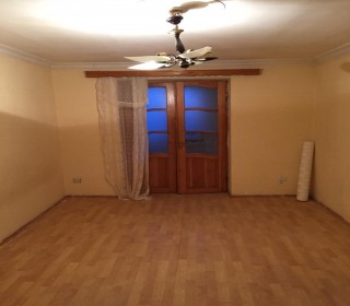 Satılır Köhnə Tikili, Yasamal.r, Yasamal, İnşaatçılar.m-2