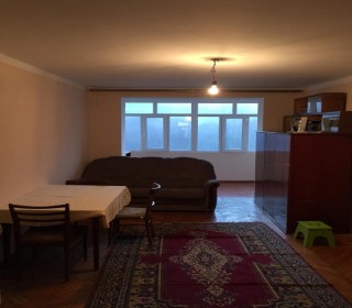 Satılır Köhnə Tikili, Yasamal.r, Yasamal, İnşaatçılar.m-1