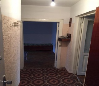 Satılır Köhnə Tikili, Yasamal.r, Yasamal, İnşaatçılar.m-5