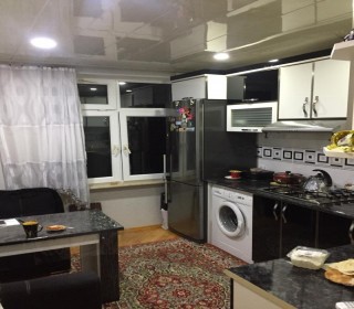 Satılır Köhnə Tikili, Yasamal.r, Yasamal, İnşaatçılar.m-7