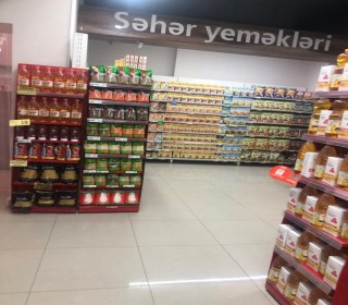 Satılır Obyekt, Binəqədi.r, 7-ci mikrorayon, Azadlıq.m-11