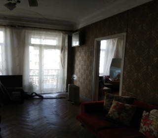 Satılır Köhnə Tikili, Nəsimi.r, 28 May.m-7