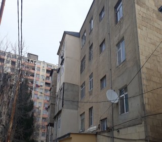 Satılır Köhnə Tikili, Xırdalan.ş-1