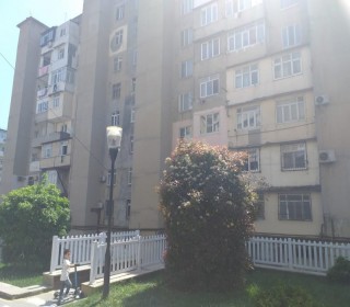 Satılır Köhnə Tikili, Binəqədi.r, 9-cu mikrorayon, Nəsimi.m-1