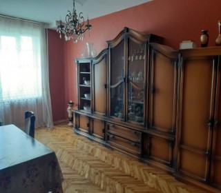 Satılır Köhnə Tikili, Binəqədi.r, 9-cu mikrorayon, Nəsimi.m-3