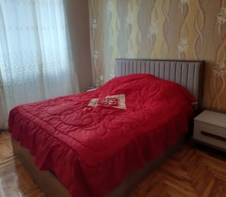 Satılır Köhnə Tikili, Binəqədi.r, 9-cu mikrorayon, Nəsimi.m-7