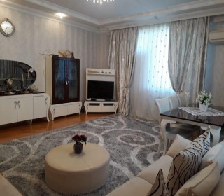 Satılır Yeni Tikili, Nəsimi.r, 28 May.m-1