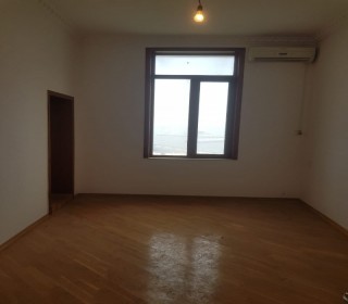 Satılır Obyekt, Səbail.r, Bayıl, İçərişəhər.m-6