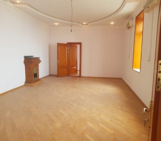 Satılır Obyekt, Səbail.r, Bayıl, İçərişəhər.m-9
