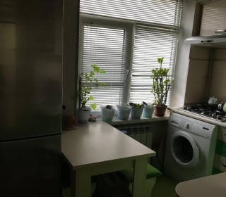 Satılır Köhnə Tikili, Yasamal.r, İnşaatçılar.m-10