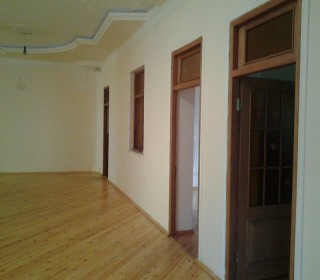 Satılır Həyət evi, Binəqədi.r, 6-cı mikrorayon, Nəsimi.m-8