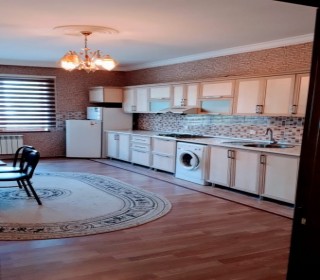 Satılır Yeni Tikili, Gəncə.ş-4