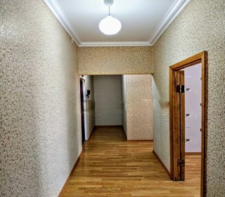 Satılır Köhnə Tikili, Binəqədi.r, 9-cu mikrorayon, Nəsimi.m-7
