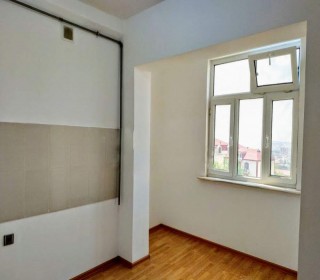 Satılır Köhnə Tikili, Binəqədi.r, 9-cu mikrorayon, Nəsimi.m-8