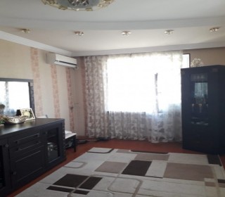 Satılır Köhnə Tikili, Suraxanı.r, Yeni Günəşli, Xalqlar Dostluğu m..m-6