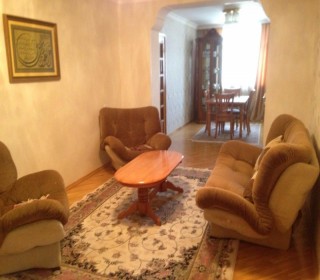 Satılır Köhnə Tikili, Sabunçu.r, Bakıxanov-10