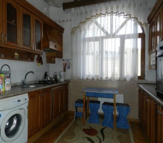 Kirayə (Aylıq) Köhnə Tikili, Nəsimi.r, 28 May.m-18