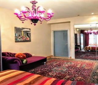 Satılır Yeni Tikili, Nəsimi.r, 28 May.m-9