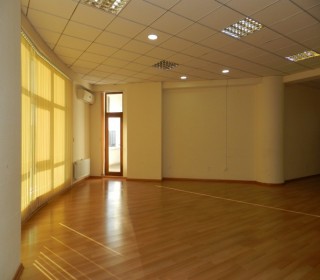 Kirayə (Aylıq) Obyekt, Nəsimi.r, 28 May.m-11