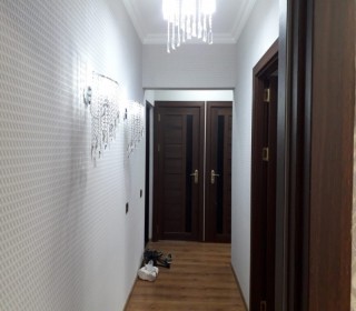 Satılır Köhnə Tikili, Binəqədi.r, 6-cı mikrorayon, Memar Əcəmi.m-13