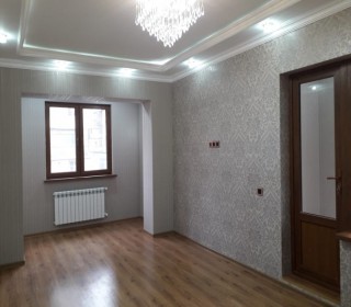 Satılır Köhnə Tikili, Binəqədi.r, 6-cı mikrorayon, Memar Əcəmi.m-18