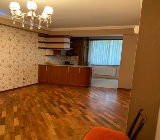 Satılır Yeni Tikili, Nəsimi.r, 20 Yanvar.m-11