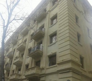 Satılır Köhnə Tikili, Sabunçu.r, Bakıxanov-1
